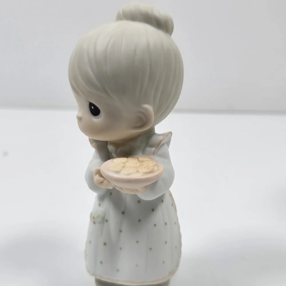 Precious moments figurine may you have the sweetest Christmas 1985 15776 - Picture 3 of 9